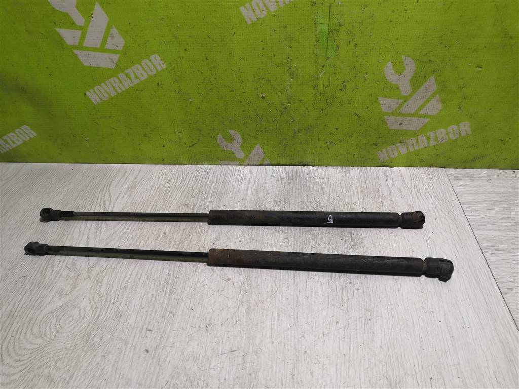 VW Golf 4 Bora 97-05 для Амортизатор двери багажника