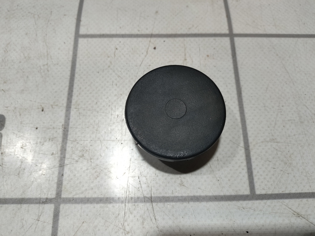 Hyundai Elantra 3  00-05 для Крышка