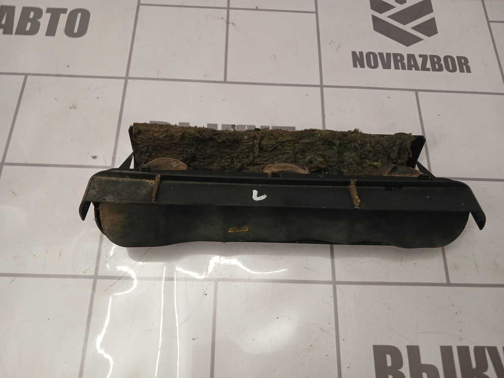 Peugeot 307 2001-2008 для Решетка вентиляционная