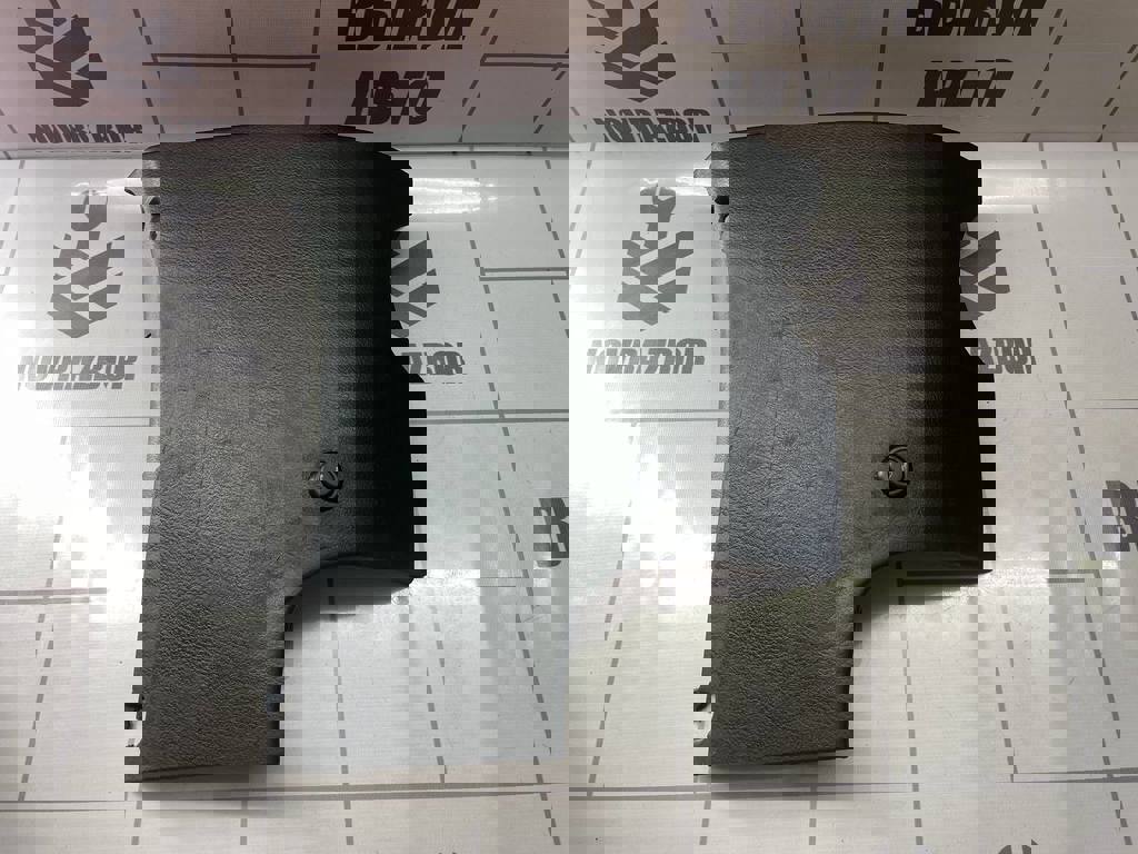 VW Golf 4 Bora 97-05 для Накладка торпедо