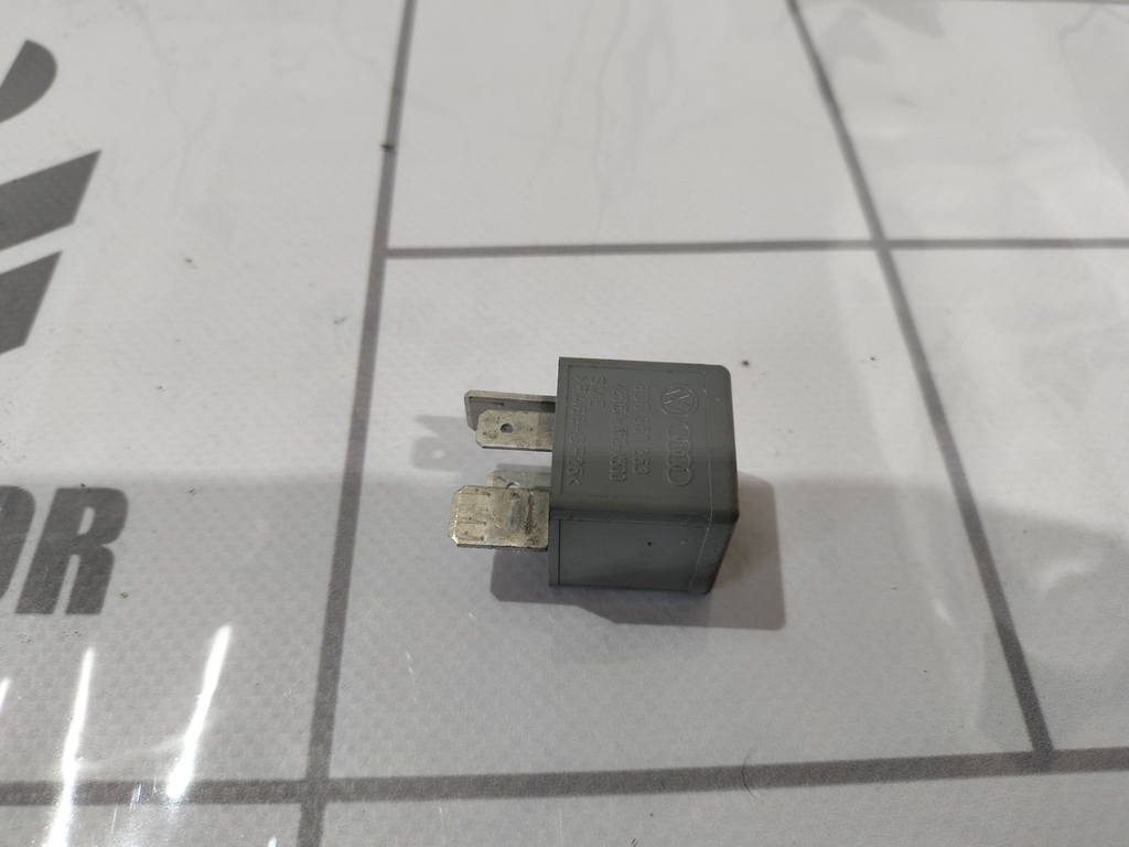 VW Passat B5 96-00 для Реле