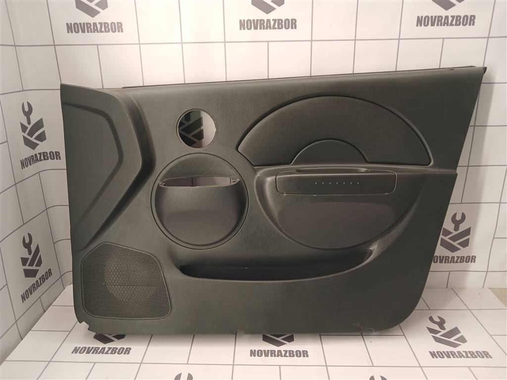 Chevrolet Aveo T200 03-08 для Обшивка двери передней правой