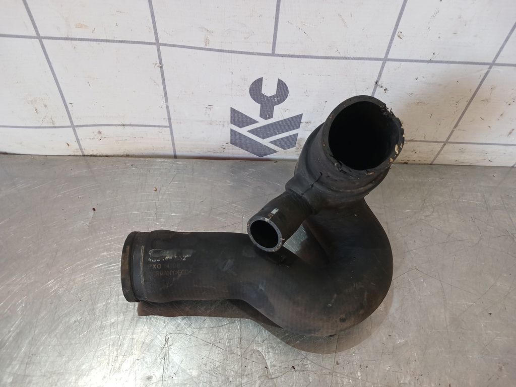 VW Passat B5 96-00 для Патрубок интеркулера