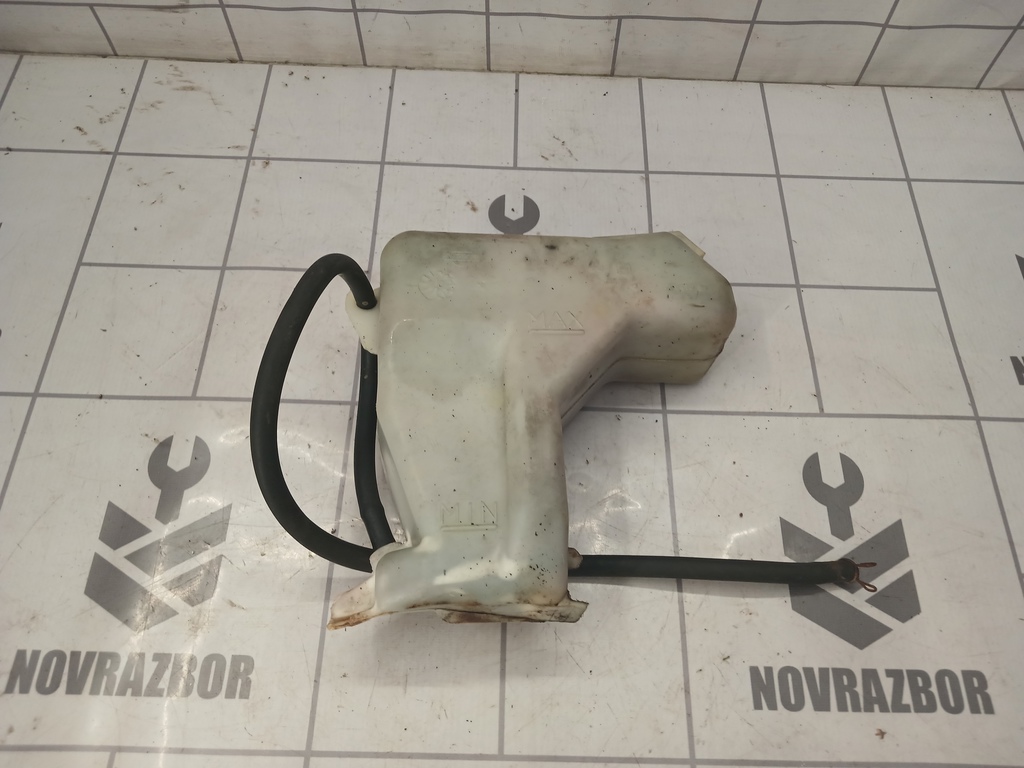 Nissan Almera N16 2000-2006 для Бачок расширительный