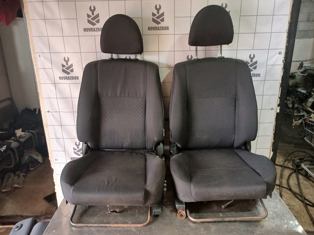 Nissan Almera N16 2000-2006 для Сиденья комплект