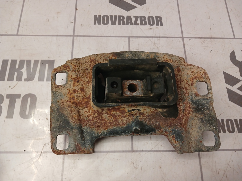 Ford Focus 2 05-08 для Опора КПП левая