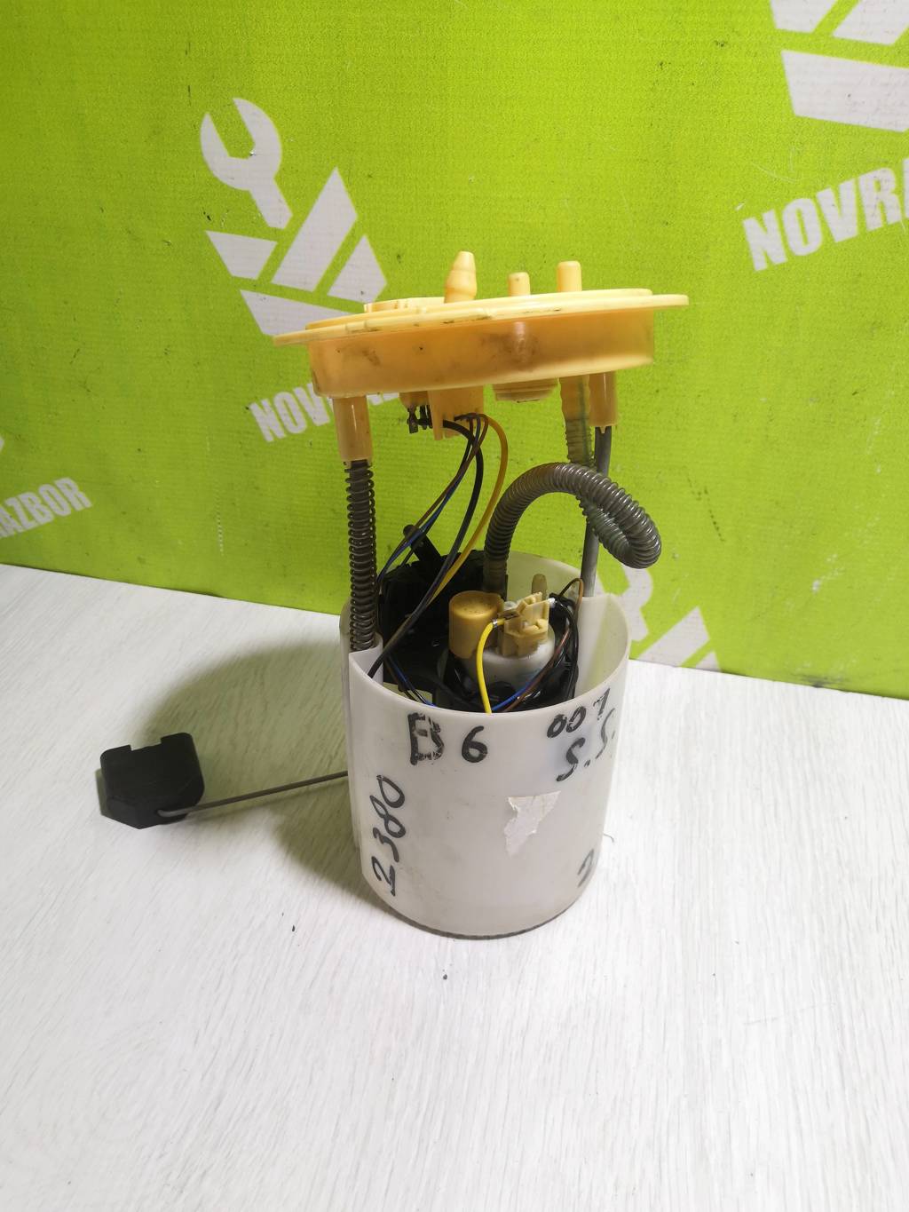 VW Passat B6 05-10 для Насос топливный электро