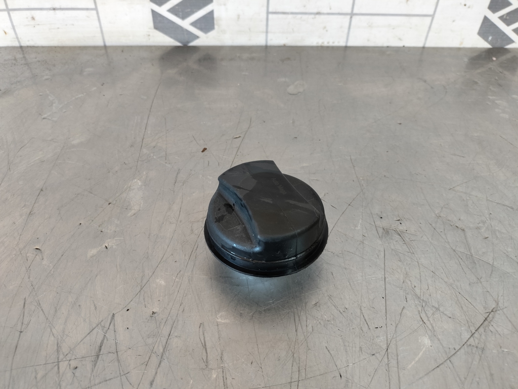 Opel Vectra B 1999-2002 для Крышка топливного бака