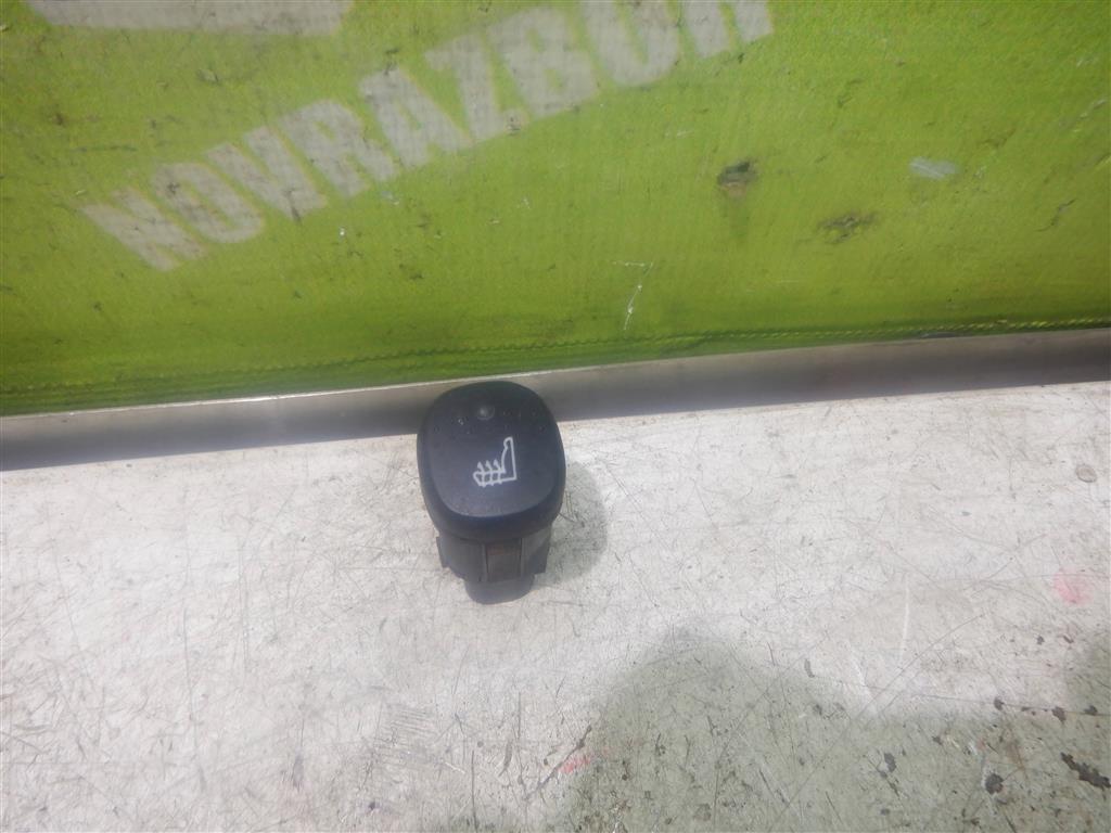 Ford Focus 1 1998-2004 для Кнопка обогрева сидений