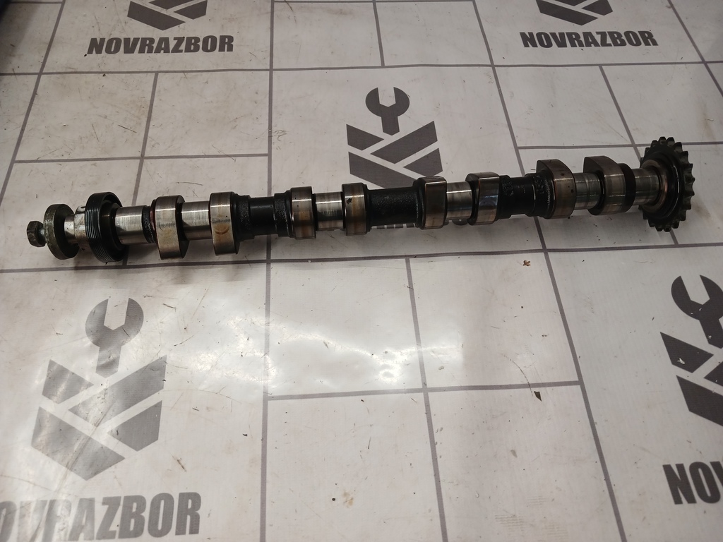 VW Passat B5 96-00 для Распредвал выпускной