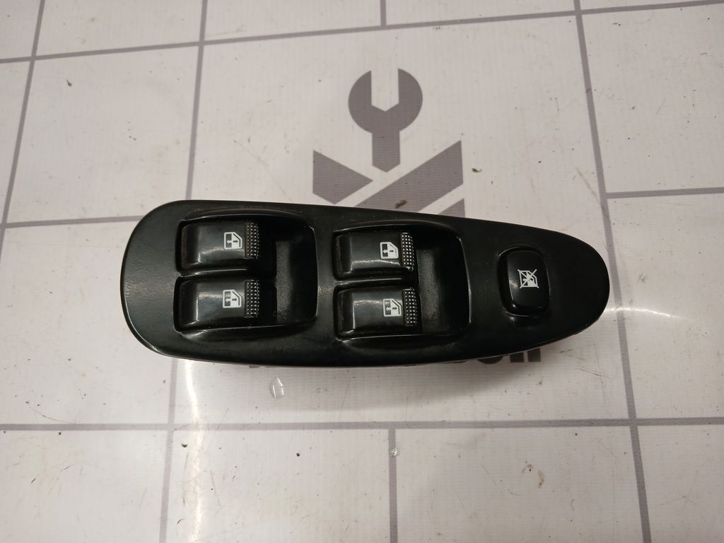 Kia Spectra 2001-2011 для Блок управления стеклоподъемниками