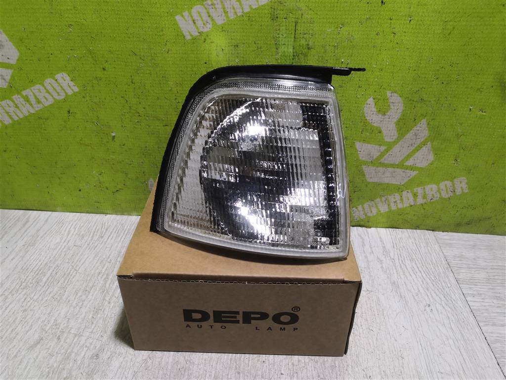 Audi 80  90  B3  86-91 для Указатель поворота правый белый