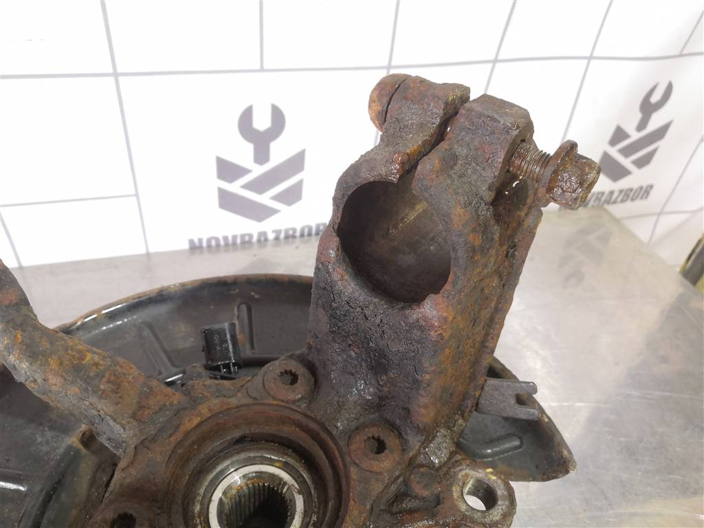 Skoda Octavia A5 1Z 04-13 для Кулак поворотный передний левый Skoda Octavia A5 1Z 04-13 для Кулак поворотный передний левый