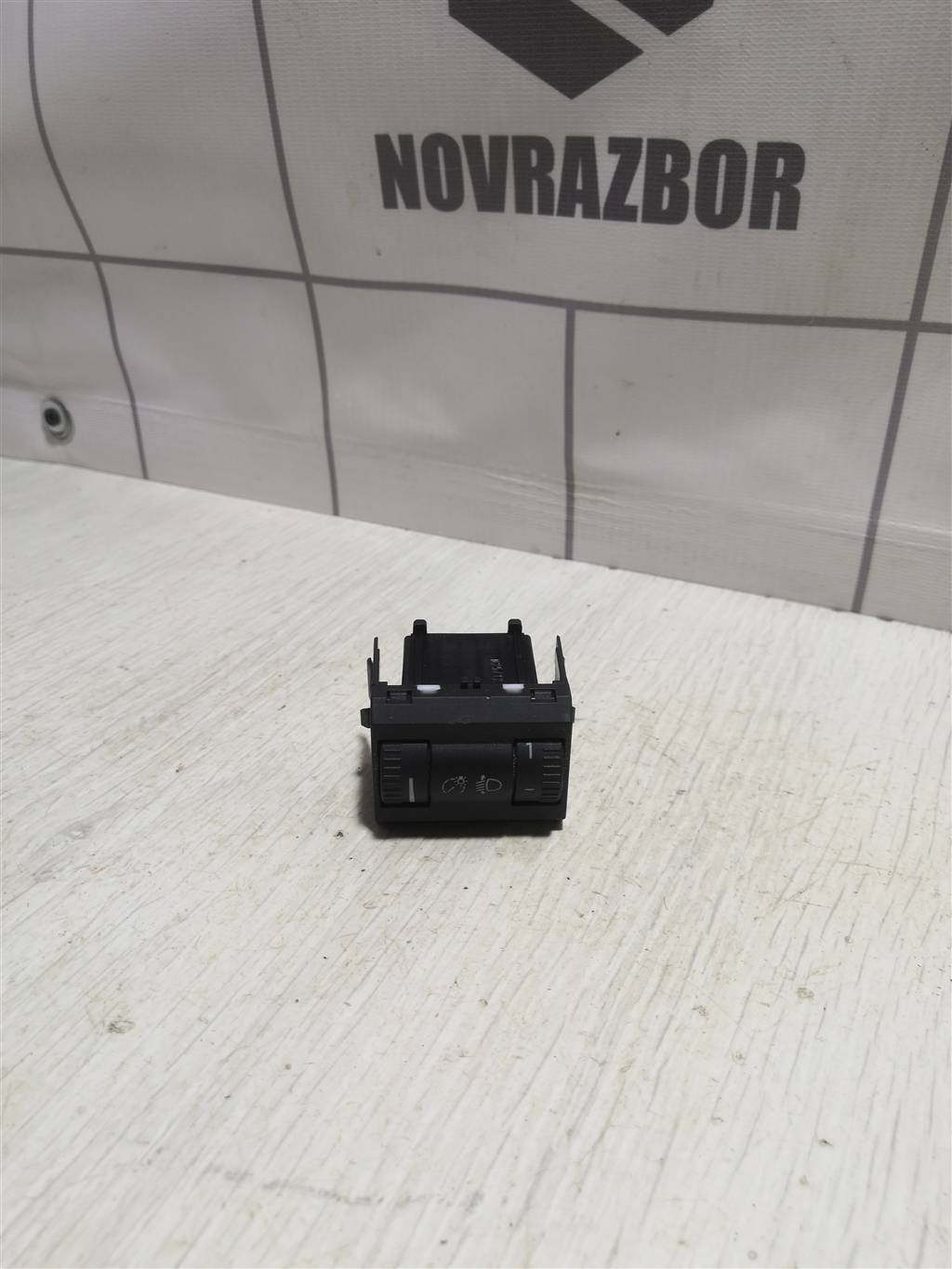 Skoda Octavia A5 1Z   04-13 для Кнопка корректора фар