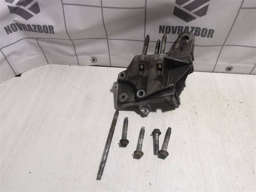 Ford Fusion 2002-2012 для Кронштейн двигателя правый