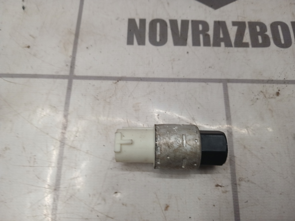 Ford Focus 2 05-08 для Датчик кондиционера