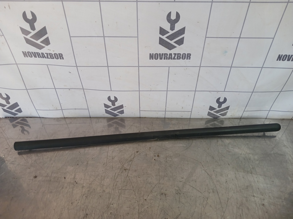 Renault Logan 2005-2014 для Молдинг передней правой двери