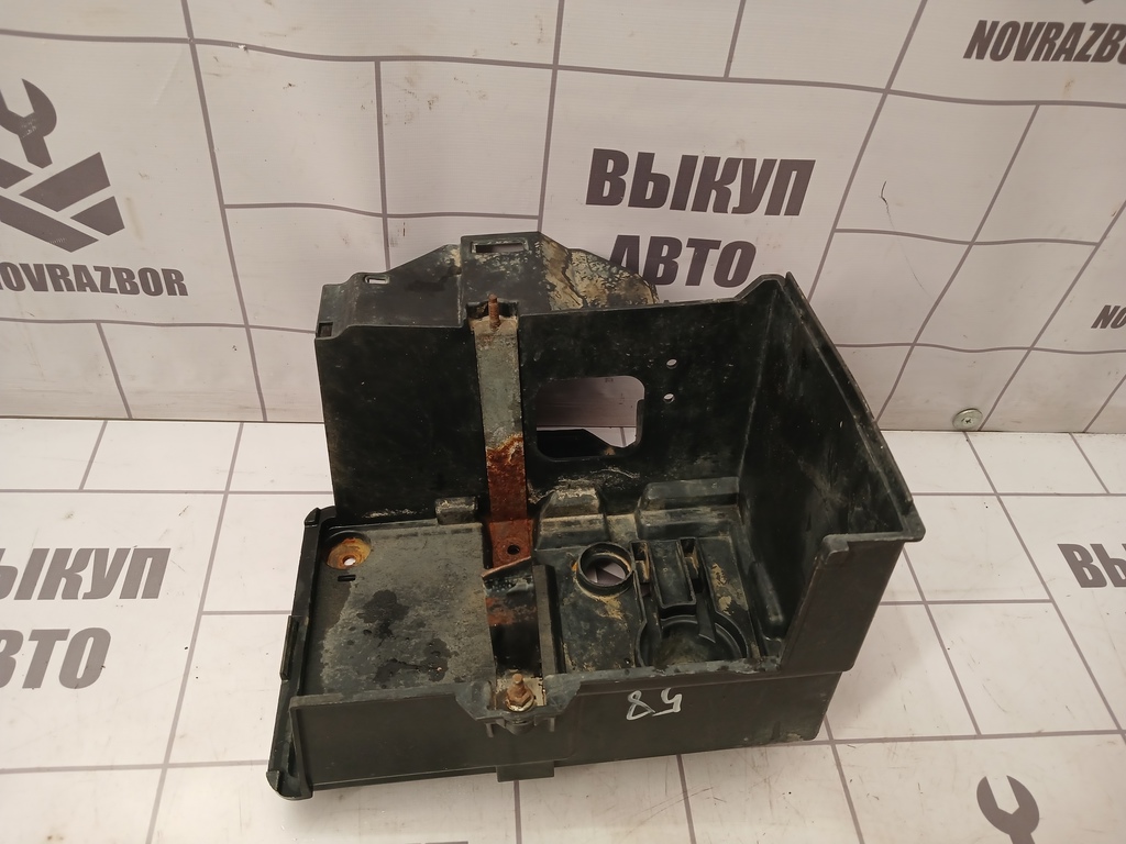 Ford Focus 2 05-08 для Крепление АКБ (корпус/подставка)