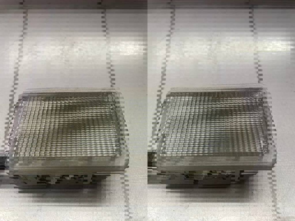 Peugeot 307 2001-2008 для Плафон салонный