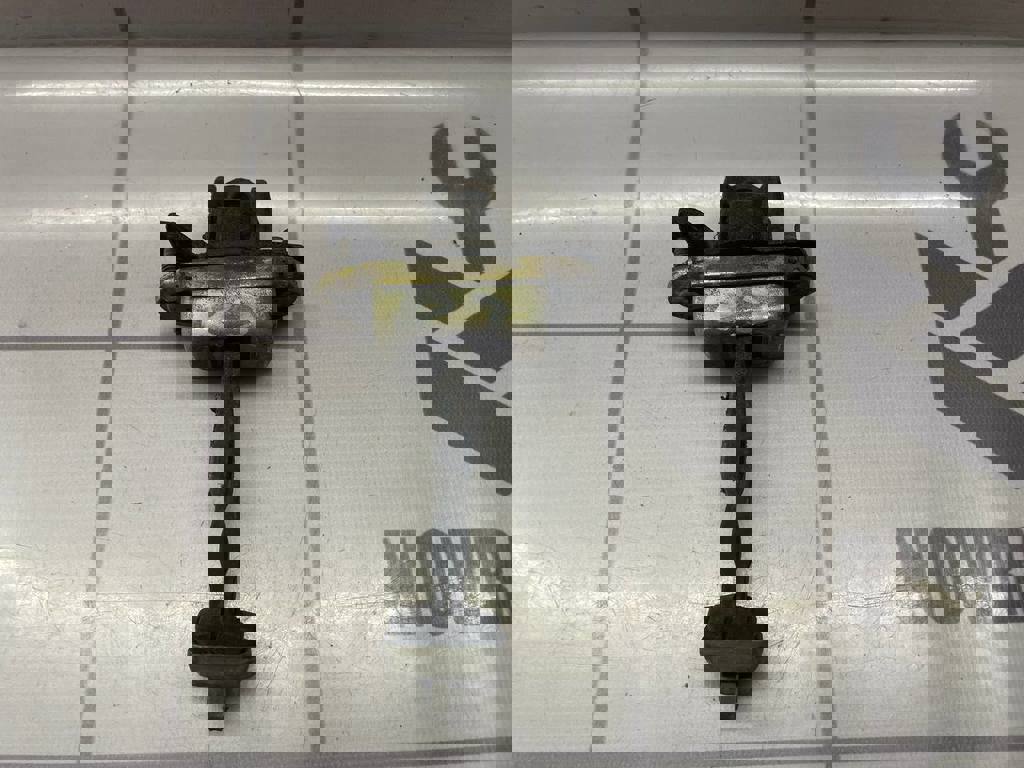 Ford Focus 1 1998-2004 для Ограничитель двери