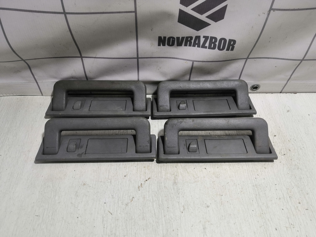 Audi A6 (C4) 1994-1997 для Ручка внутренняя потолочная