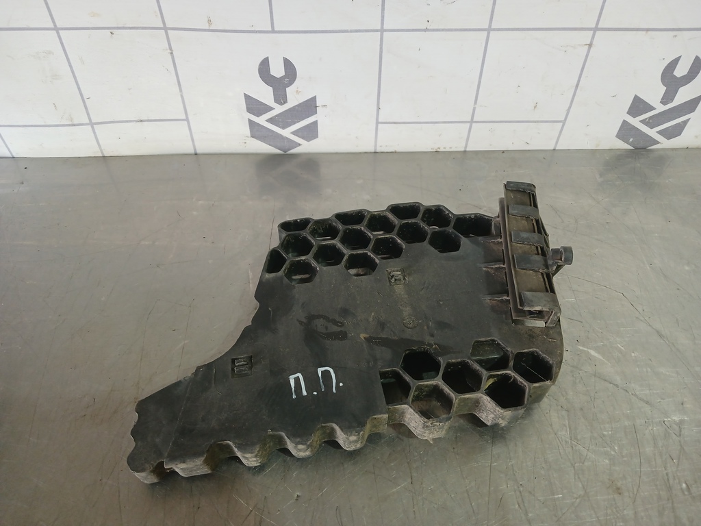 Renault Clio 2 Symbol 1998-2008 для Кронштейн (сопут. товар)