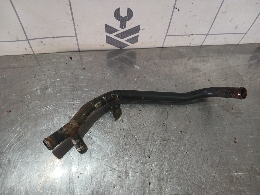 Audi A6 (C4) 1994-1997 для Трубка охлажд. жидкости металлическая