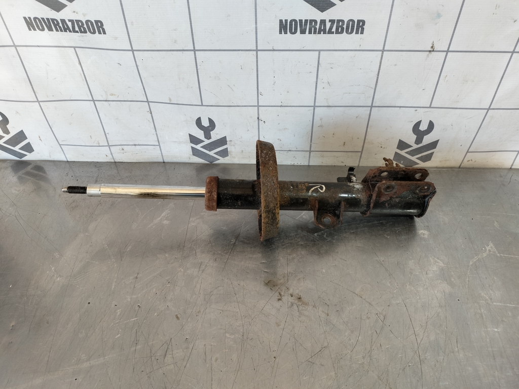 Opel Vectra B 1999-2002 для Амортизатор передний правый