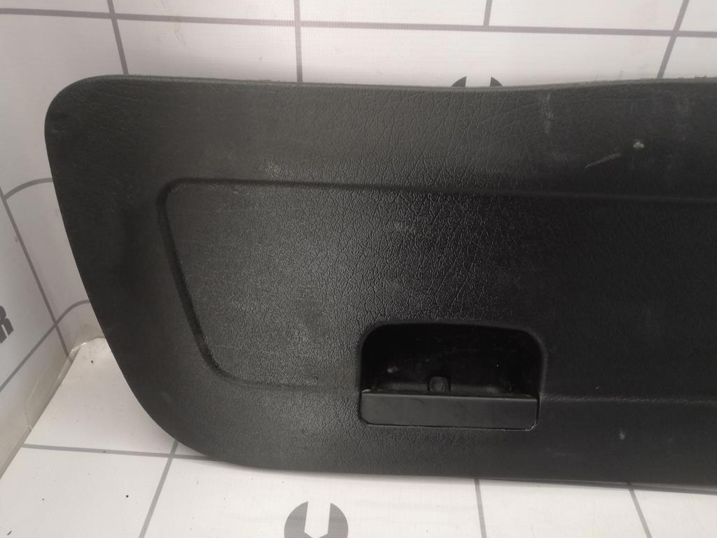 VW Golf 3 Vento 91-97 для Обшивка двери багажника