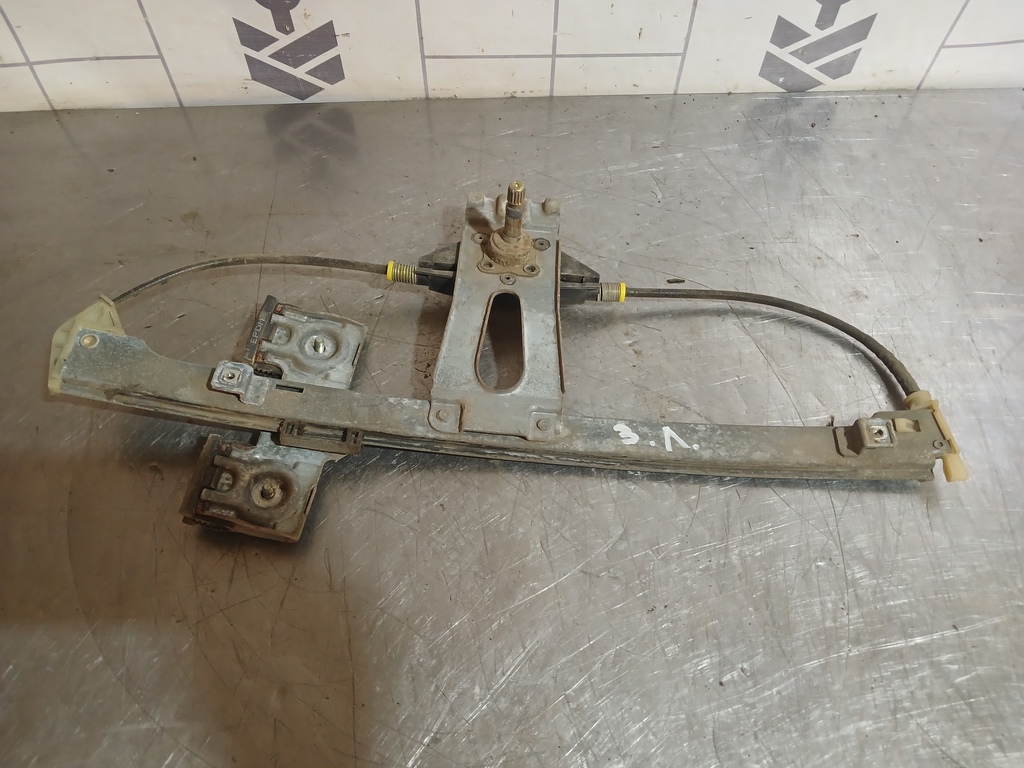 VW Golf 3 Vento 91-97 для Стеклоподъемник механ. задний левый