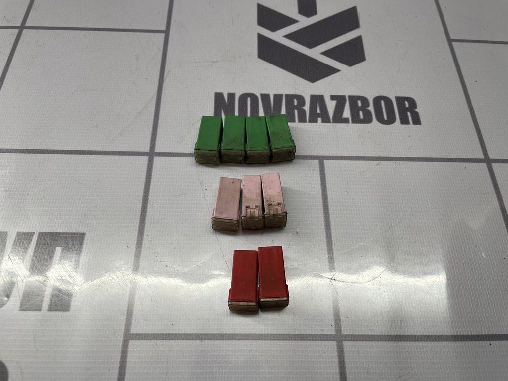 Ford Transit FA 2000-2006 для Предохранитель