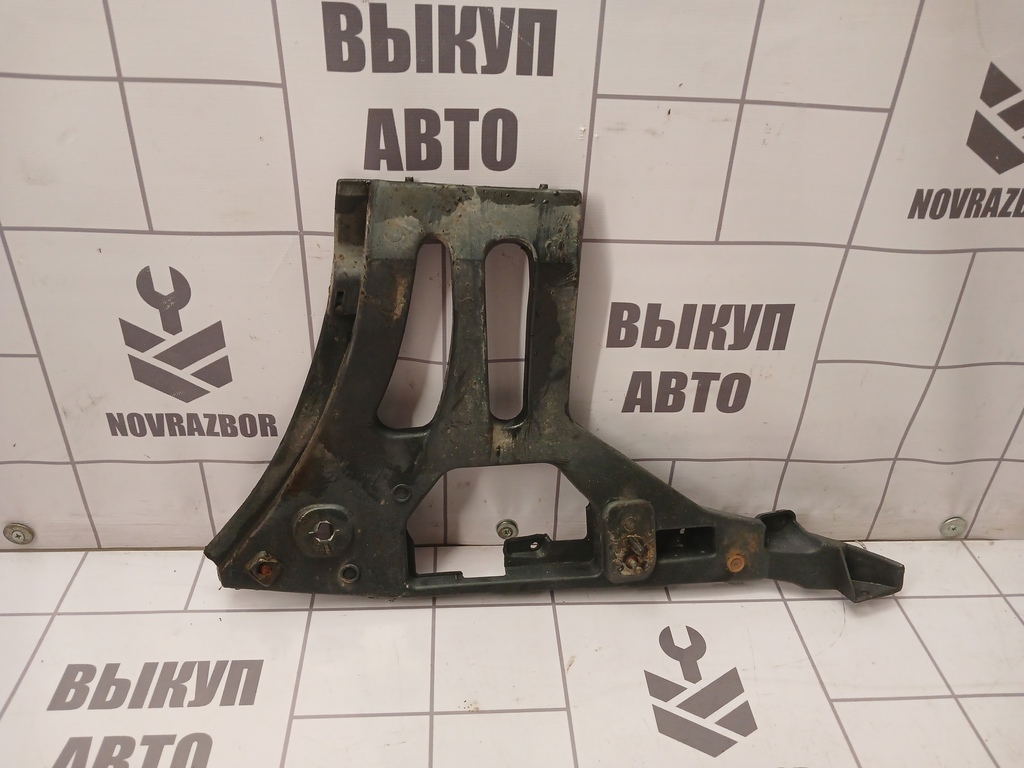 Ford Focus 1 1998-2004 для Направляющая заднего бампера правая