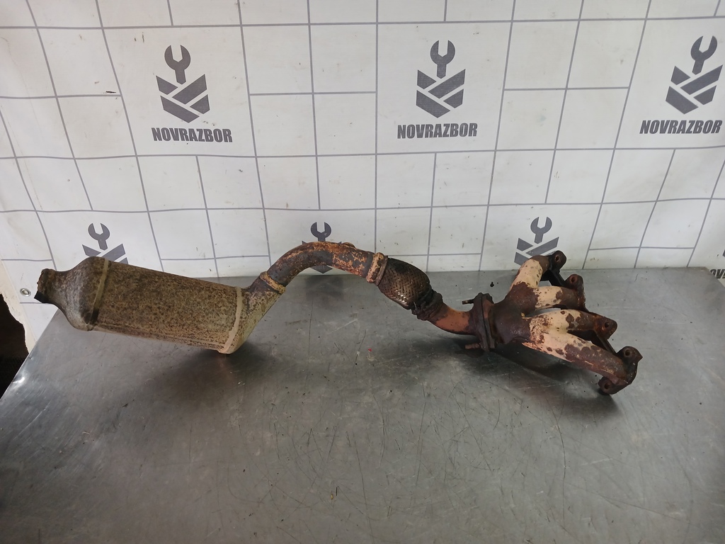 Renault Clio 2 Symbol 1998-2008 для Коллектор выпускной