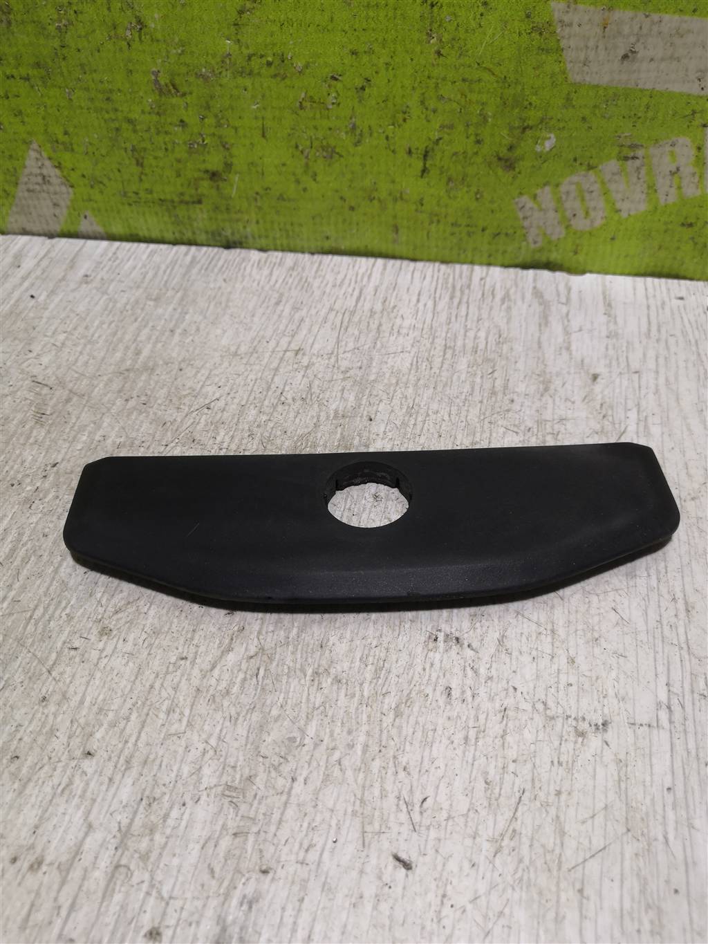 VW Passat B4 94-96 для Заглушка