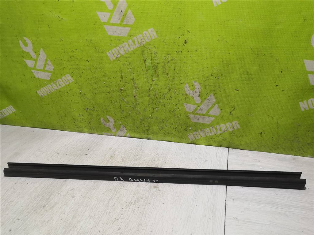 Ford Focus 2 08-11 для Накладка стекла заднего правого