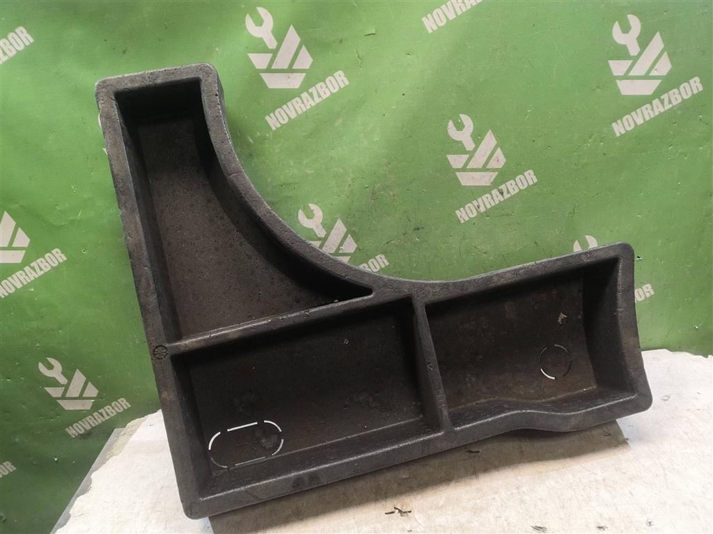 Ford Focus 2 05-08 для Ящик для инструментов