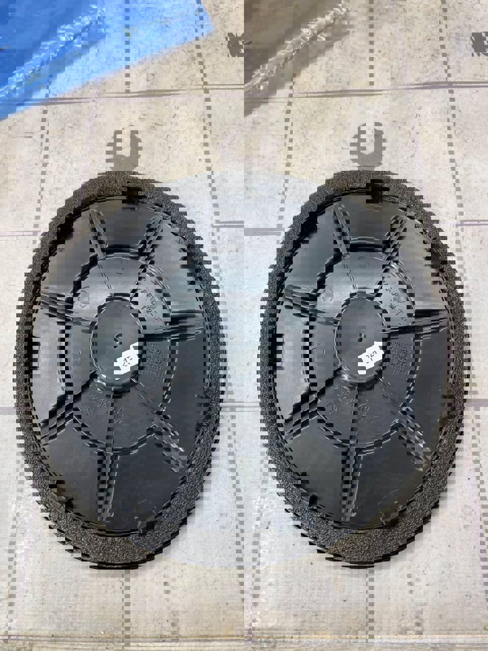 LADA VESTA 15-19 для Крышка