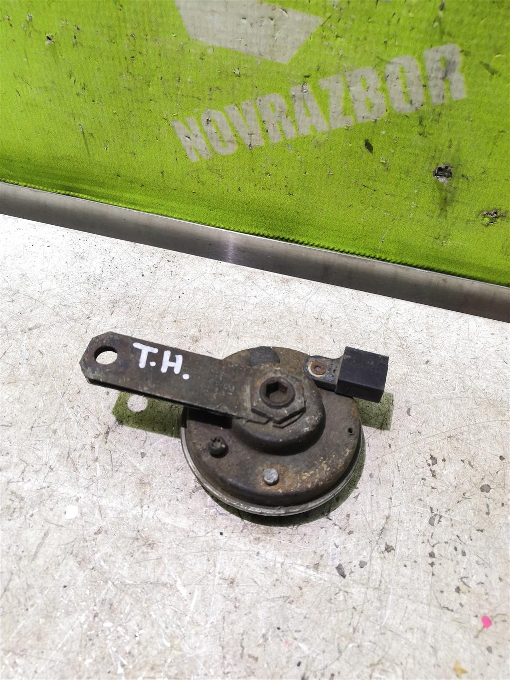 Toyota Highlander I 01-06 для Сигнал звуковой