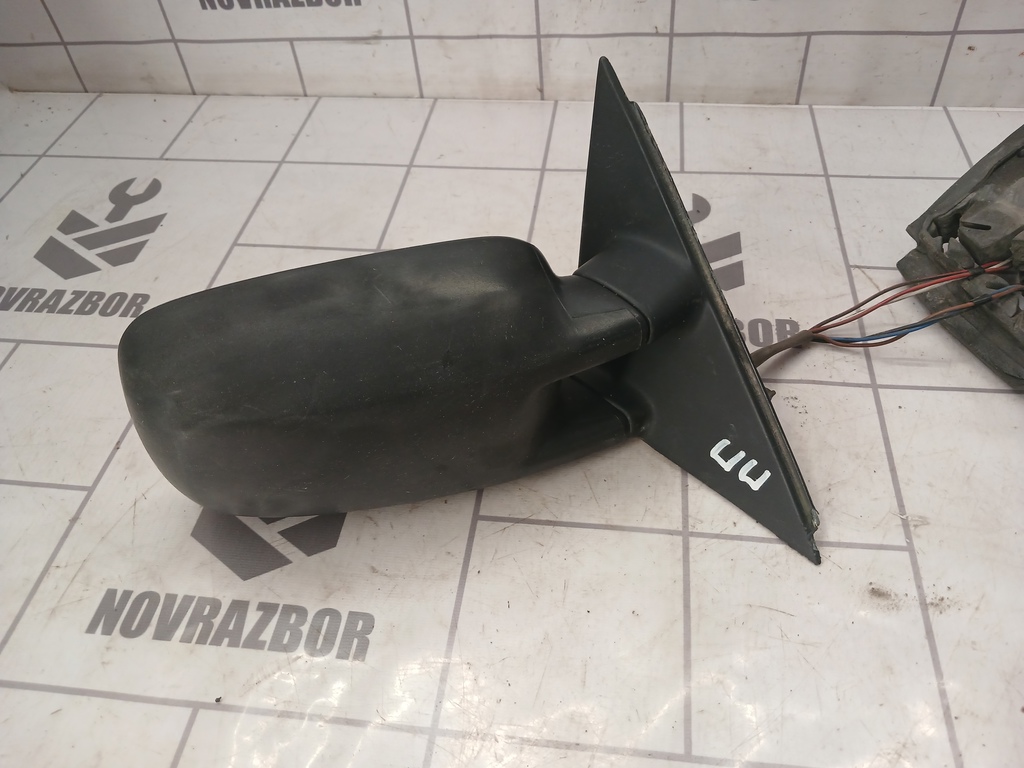 VW Passat  B3  1988-1993 для Зеркало правое электрическое