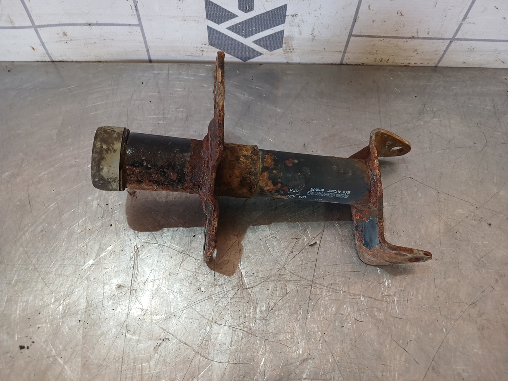 VW Passat B5 96-00 для Кронштейн усилителя переднего бампера