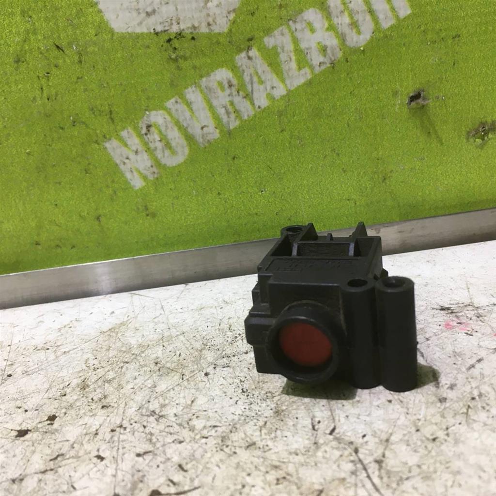 Ford Focus 1 1998-2004 для Выключатель