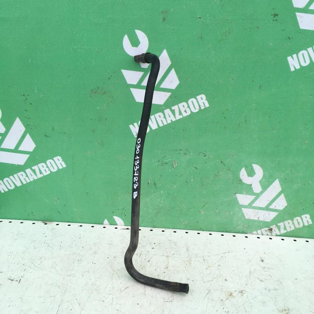 VW Golf 3 Vento 91-97 для Трубка топливная