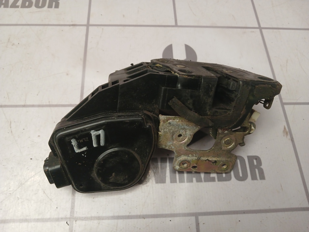 Hyundai Elantra 3  00-05 для Замок двери передней левой