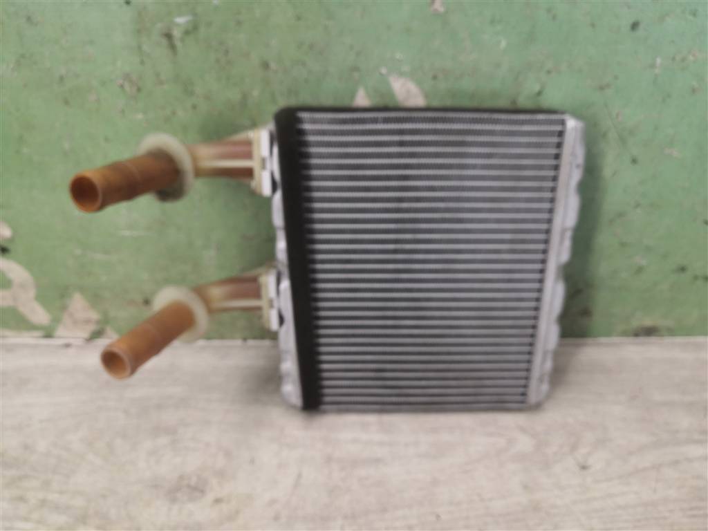 Nissan Primera P11 96-02 для Радиатор отопителя