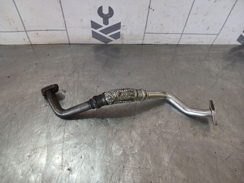 VW Passat B5 96-00 для Трубка турбокомпрессора (турбины)