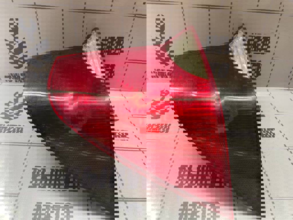 Ford Focus 1 1998-2004 для Фонарь задний левый