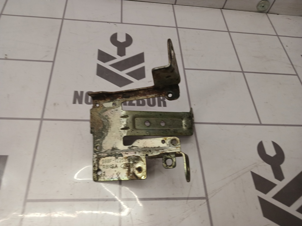 Ford Focus 1 1998-2004 для Кронштейн (сопут. товар)