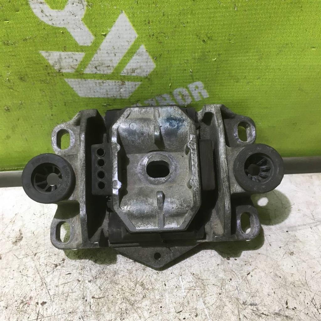 Ford Mondeo 3 00-07 для Опора КПП левая