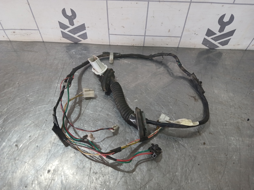 Mazda 626 (GE) 1992-1997 для Проводка (коса)