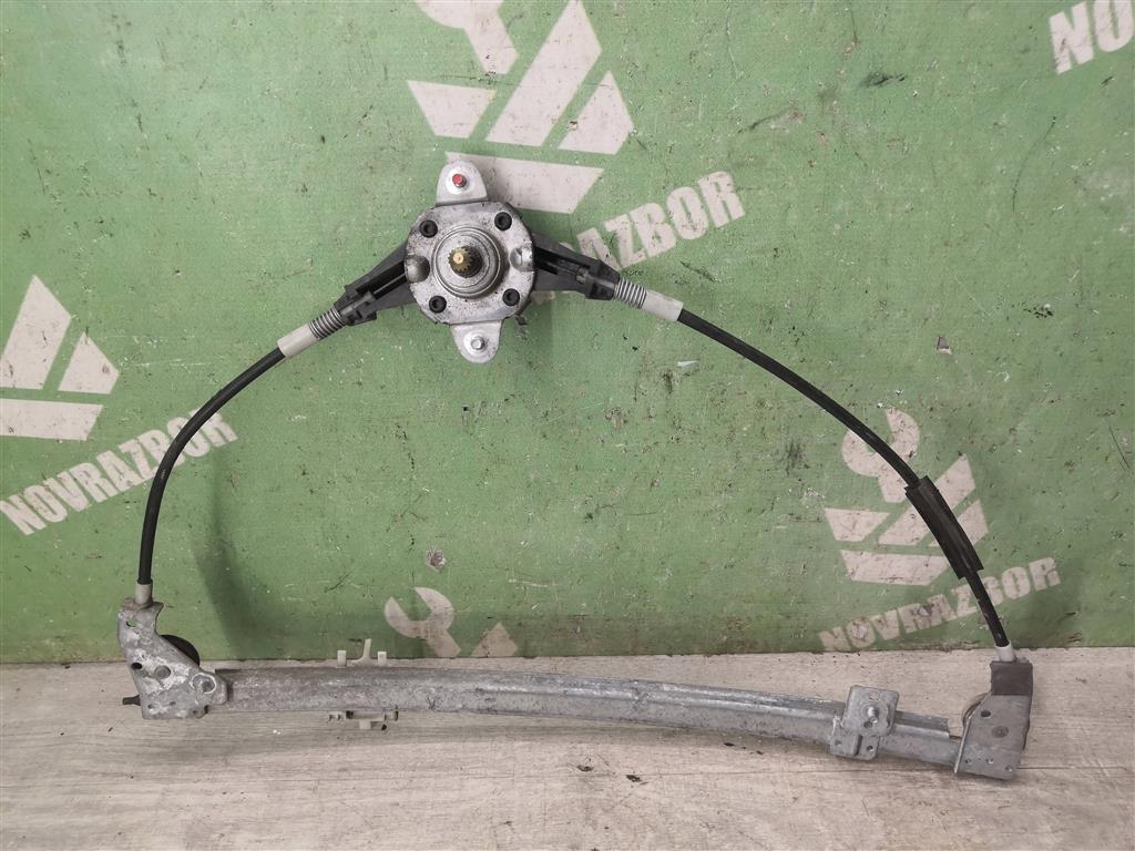 Fiat Punto 1(176) 93-99 для Стеклоподъемник механ. передний правый